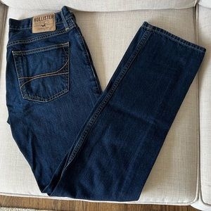 NWOT Hollister Classic Straight Jeans 32x34
